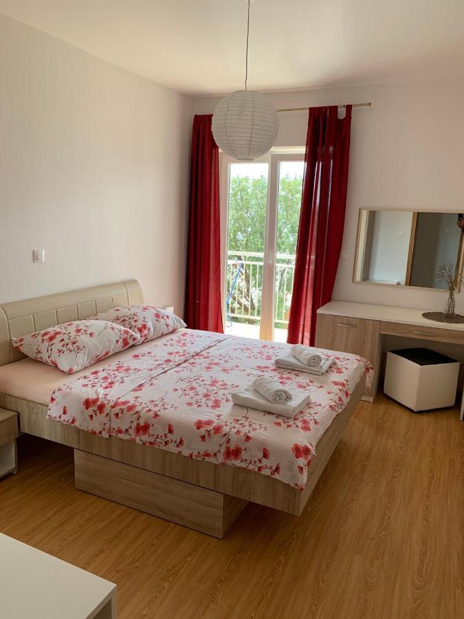 Apartmani Nada クレノヴィツァ エクステリア 写真