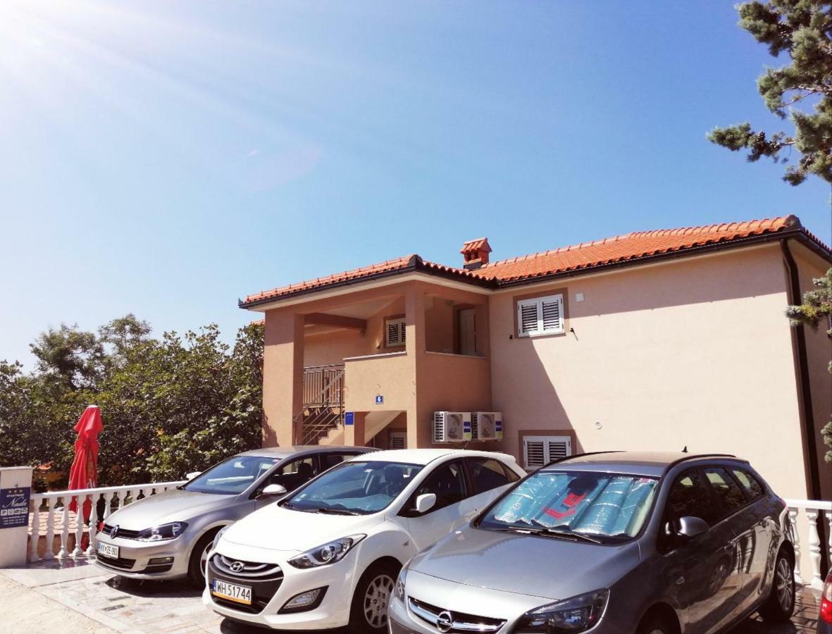 Apartmani Nada クレノヴィツァ エクステリア 写真