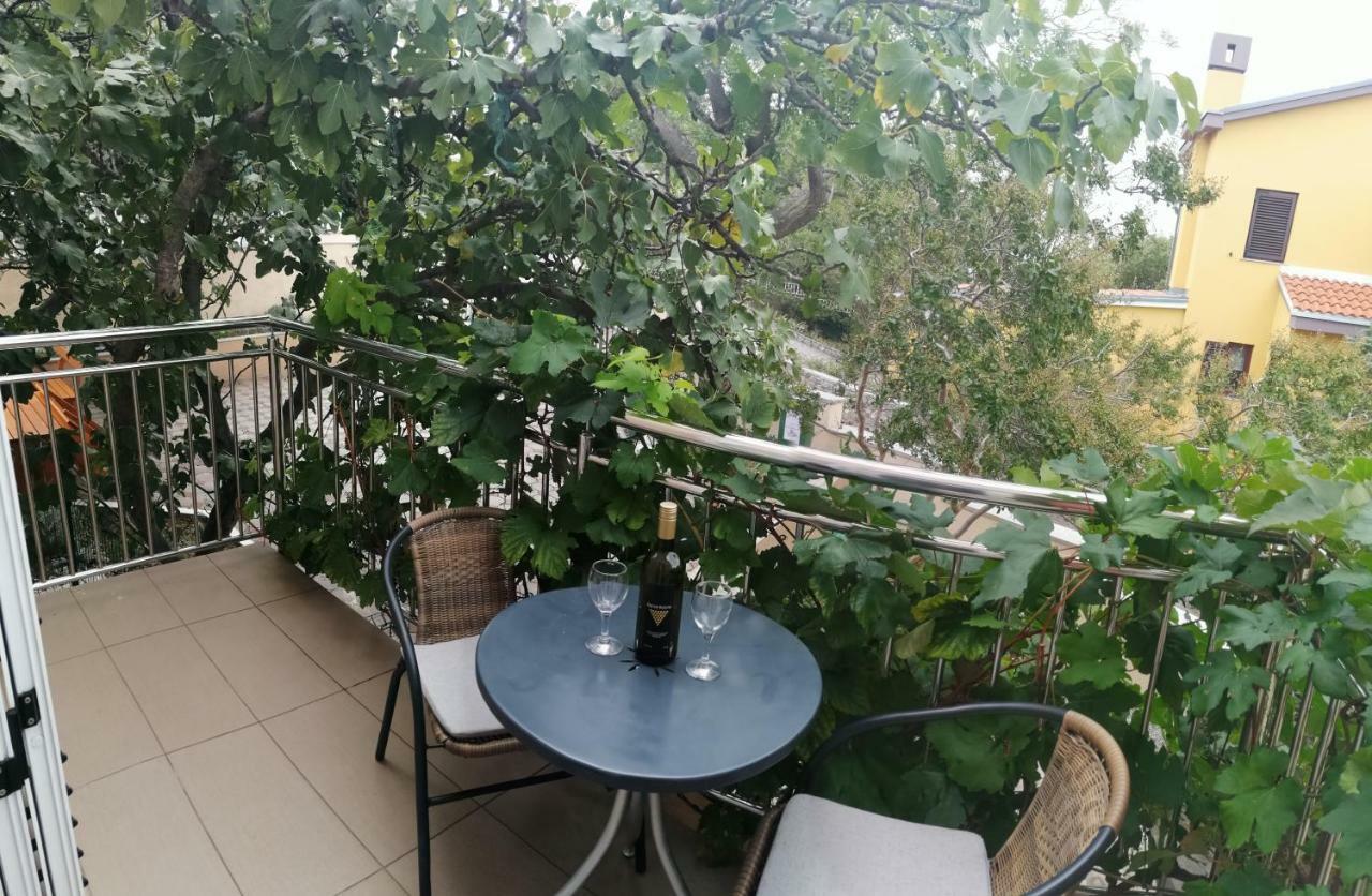 Apartmani Nada クレノヴィツァ エクステリア 写真